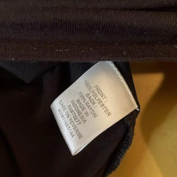 Elle Womens Medium 8 10 blouse top black sleeveless flowy light work casual - Picture 5 of 6